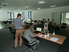 Praktisches Arbeiten mit Frequenzumrichtern bei Schulung